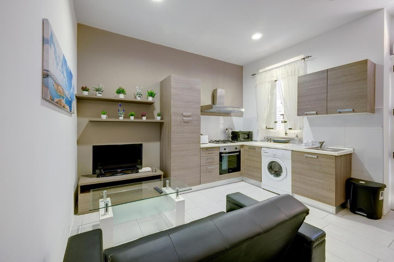 Modern 1Br Maisonette Steps From The Promenade Sliema Exterior foto